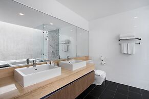 White Sand Beach Residences Pattaya