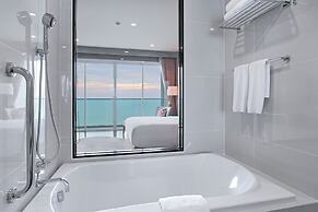 White Sand Beach Residences Pattaya