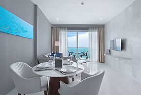 White Sand Beach Residences Pattaya