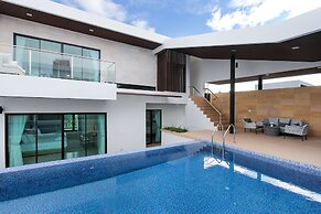 White Sand Beach Residences Pattaya