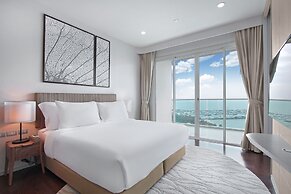 White Sand Beach Residences Pattaya