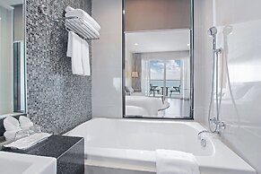 White Sand Beach Residences Pattaya