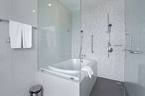 White Sand Beach Residences Pattaya