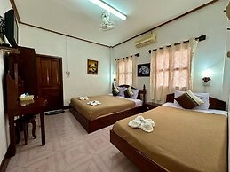 Rattana Guesthouse