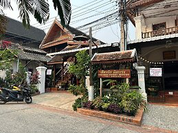 Rattana Guesthouse