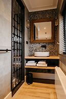 Badhotel Rockanje & Brasserie Lodgers
