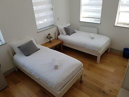 Forest House Hotel