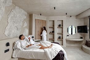 Senses Luxury Houses