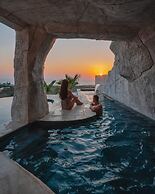 Senses Luxury Houses