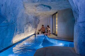 Senses Luxury Houses