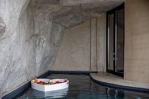 Senses Luxury Houses