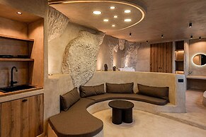 Senses Luxury Houses