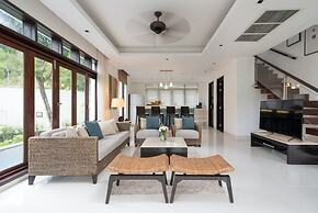 2 Br Luxury Villa SDV141 near the beachfront by Samui Dream Villas