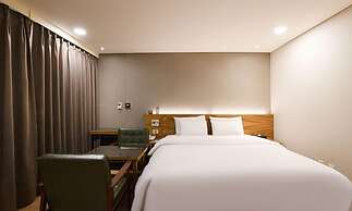 Anyang CNC Hotel