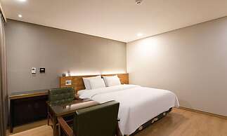 Anyang CNC Hotel