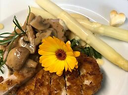 Adam & Eva Gasthof Paradies mit Hotel 