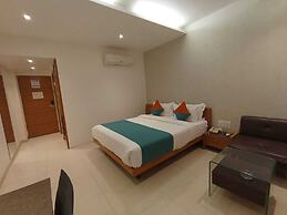 Pride Biznotel Alkapuri