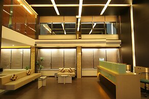 Pride Biznotel Alkapuri