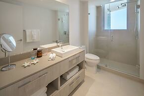 Hyde Resort and Residences, OceanMiami Collection