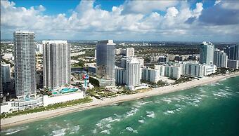Hyde Resort and Residences, OceanMiami Collection