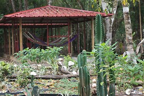 Cebaco Sunrise Lodge