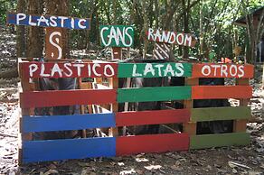 Cebaco Sunrise Lodge