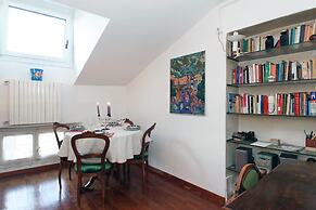 AleEle Flexyrent Apartment