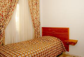 White House Apartments