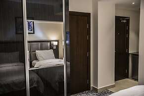 Naylover Hotel Suites