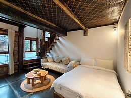 No.5 Valley Lodge