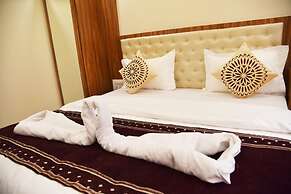 Hotel Flora Fountain