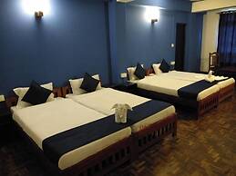 Hotel Flora Fountain