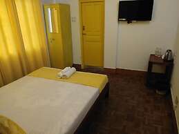 Hotel Flora Fountain