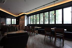 Central Person Hotel Pyeongtaek