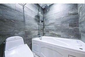 Central Person Hotel Pyeongtaek