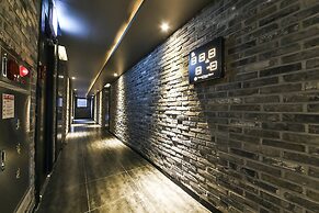 Central Person Hotel Pyeongtaek