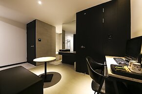 Central Person Hotel Pyeongtaek