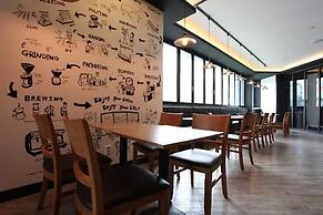 Central Person Hotel Pyeongtaek