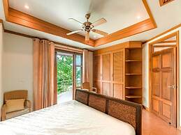 3 Bedroom Villa Beach Front Resort TG12