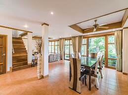 3 Bedroom Villa Beach Front Resort TG12