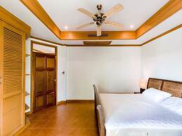 3 Bedroom Villa Beach Front Resort TG12