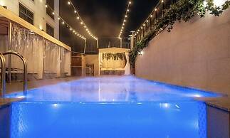 February Hotel The Signature Dongseongro