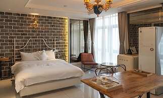 February Hotel The Signature Dongseongro