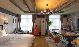 February Hotel The Signature Dongseongro
