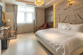 February Hotel The Signature Dongseongro