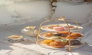 February Hotel The Signature Dongseongro