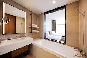 Midas Hotel & Resort