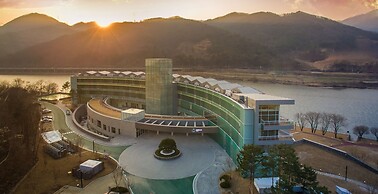 Midas Hotel & Resort