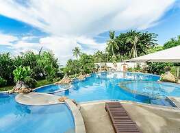 3 Bedroom Villa Beach Front Resort TG21