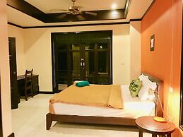 3 Bedroom Villa Beach Front Resort TG21